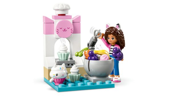LEGO 10785 GABBY'S DOLLHOUSE KEKEDİ İLE PASTA EĞLENCESİ