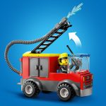LEGO 60375 CITY İTFAİYE MERKEZİ VE İTFAİYE KAMYONU