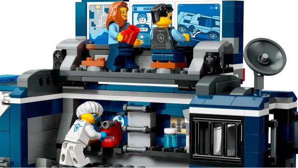 LEGO 60418 CITY POLİS MOBİL SUÇ LABORATUVARI KAMYONU