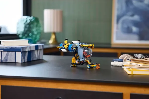 LEGO 42201 TECHNIC DERİN DENİZ ARAŞTIRMA DENİZALTISI