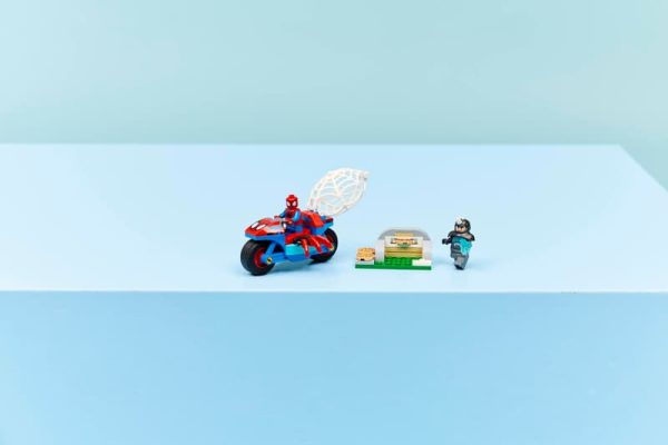 LEGO 11206 SPIDEY MOTOSİKLETLİ SPİDEY, RHİNO’YA KARŞI