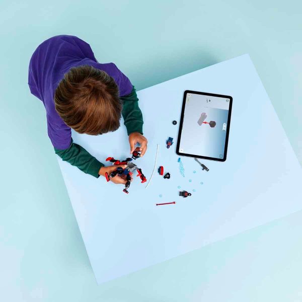 LEGO 76337 MARVEL MILES MORALES ROBOTU, ÖRÜMCEK ADAM 2099’A KARŞI