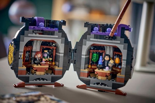 LEGO 76464 HARRY POTTER KAZAN: GİZLİ İKSİR SINIFI